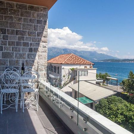 Riva Residence Đenovići Exterior photo